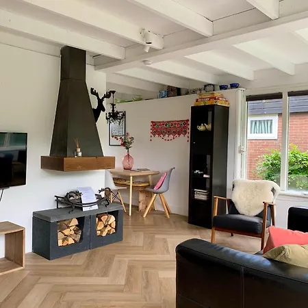 Rekerlanden 79 Holiday home *